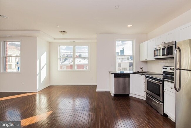 property at 1429 Poplar St