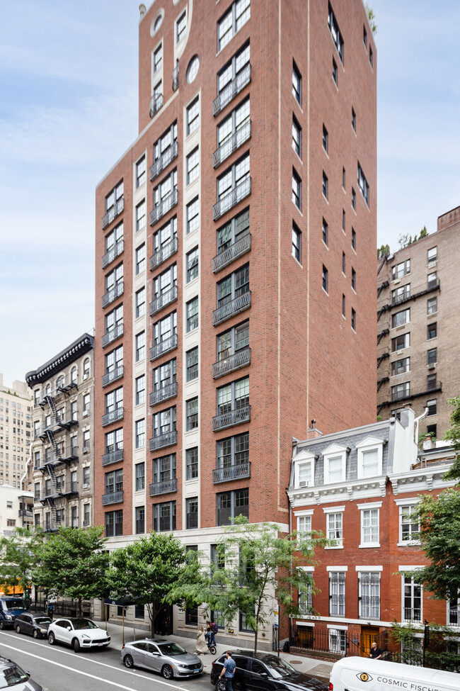 151 E 78th St in New York, NY - Building Photo - Building Photo