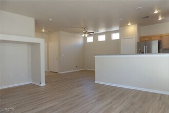 5258 Cedar Bridge Ct in North Las Vegas, NV - Building Photo - Building Photo