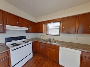 616 Richmond N in Wichita, KS - Building Photo - Building Photo