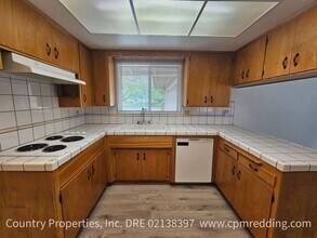 4145 Oro St in Redding, CA - Building Photo - Building Photo