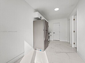 921 NW 22nd Ct in Miami, FL - Building Photo - Building Photo