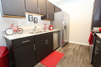 Ashby Green Apartment Homes in Louisville, KY - Building Photo - Interior Photo