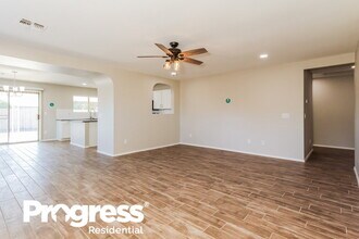 10609 W Via Del Sol in Peoria, AZ - Building Photo - Building Photo
