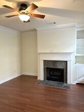 621 Perimeter Walk in Dunwoody, GA - Foto de edificio - Building Photo