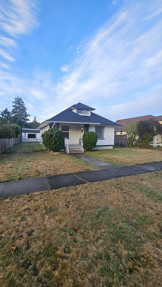 property at 602 Louviers Ave