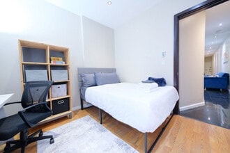 5 W 101st St, Unit SI ID1032008P in New York, NY - Building Photo - Building Photo