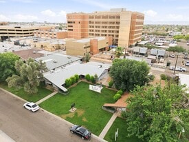 1 bed 1 bath with storage unit in Phoenix, AZ - Building Photo
