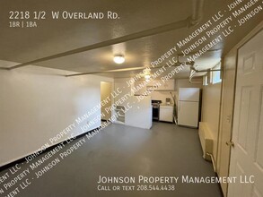 2218 W Overland Rd in Boise, ID - Building Photo - Building Photo