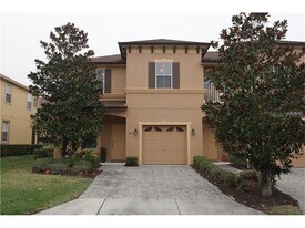 1311 Twin Trees Ln in Sanford, FL - Building Photo