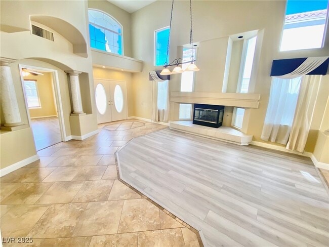 8482 Canvas Vest Ct in Las Vegas, NV - Building Photo - Building Photo
