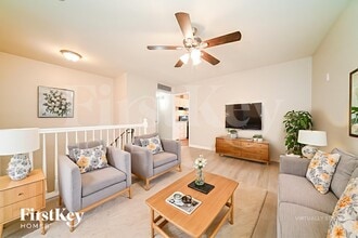 342 Roxbury Dr, Unit Shared in Riverdale, GA - Building Photo - Building Photo