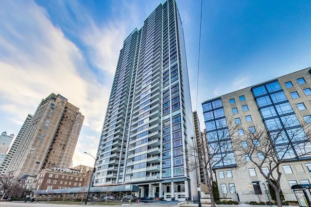 1300 N Lake Shore Dr, Unit 010B in Chicago, IL - Building Photo