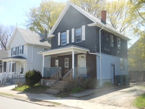 106 Quincy St in Rochester, NY - Foto de edificio - Building Photo