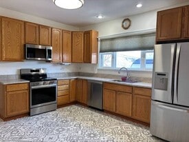 527 Alexander St in Schenectady, NY - Building Photo