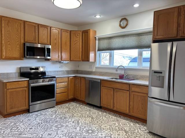 property at 527 Alexander St