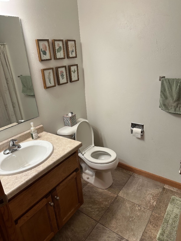 2905 Yellow Jasmine Way in Suamico, WI - Building Photo - Building Photo
