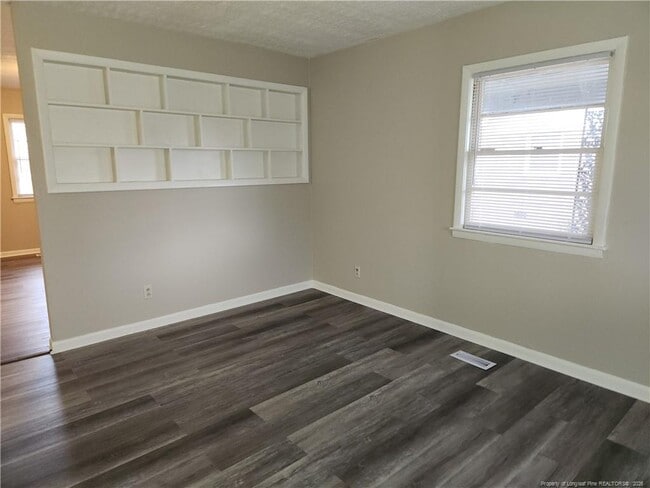 318 Longhorn Dr in Fayetteville, NC - Building Photo - Building Photo