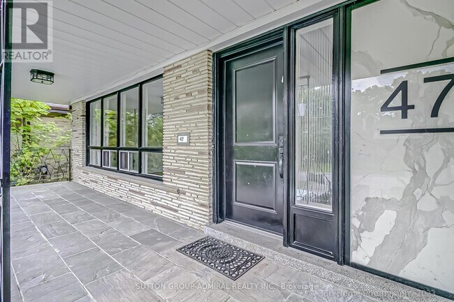 47 Waterloo Ave in Toronto, ON - Building Photo - Building Photo