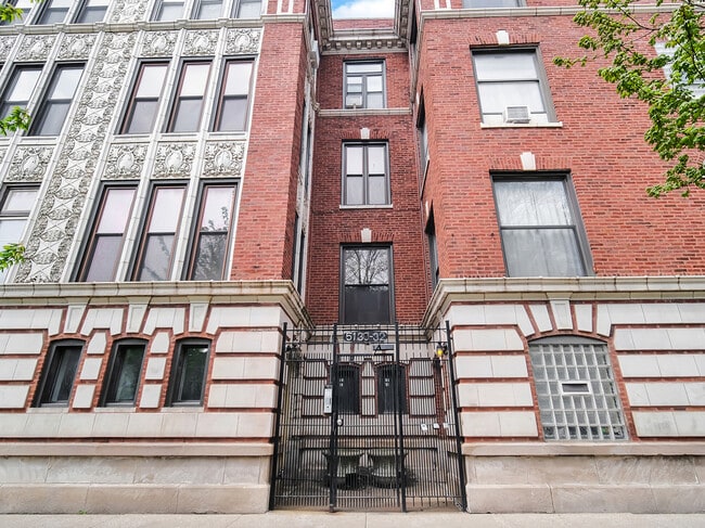 property at 5132 S Drexel Ave