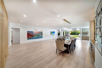 5355 Aldea Ave in Los Angeles, CA - Building Photo - Building Photo