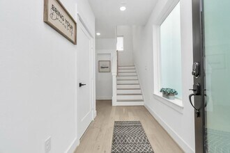 2722 Anita St in Houston, TX - Building Photo - Building Photo