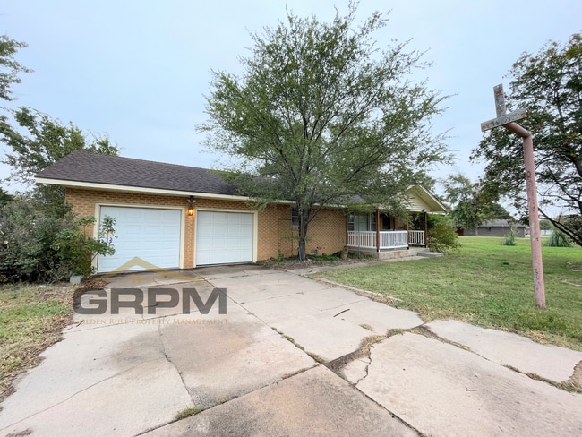 property at 3402 Nickerson Blvd