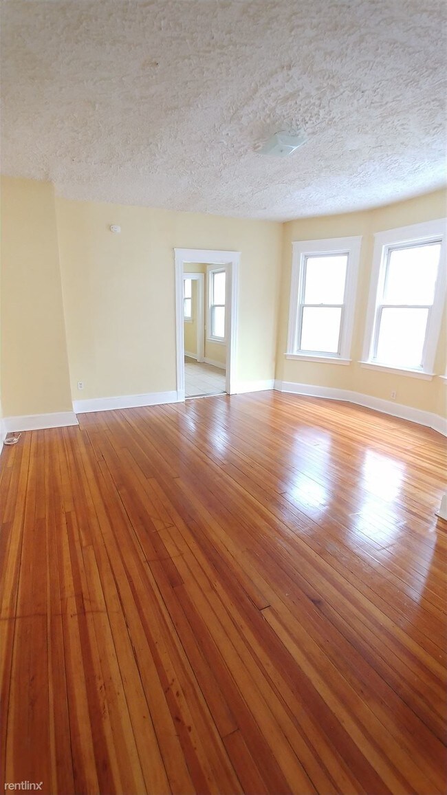 418 Shelton Ave-Unit -Unit 1 in New Haven, CT - Building Photo - Building Photo