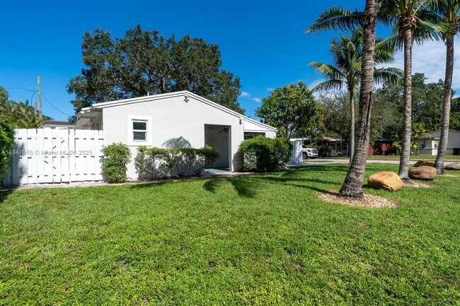 property at 1121 SW 18th Ct