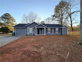 3929 Flakes Mill Rd in Decatur, GA - Building Photo