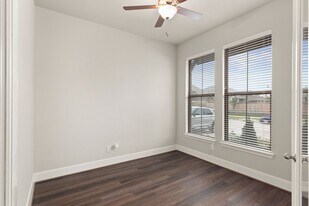 10507 Halley Ln in Richmond, TX - Building Photo