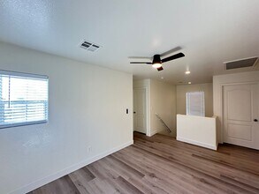 6270 Canebrake Ct in Las Vegas, NV - Building Photo - Building Photo