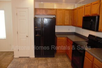 10232 E Desert Mesa Dr in Tucson, AZ - Building Photo - Building Photo