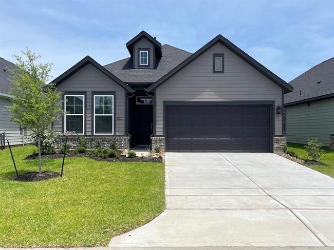 property at 16914 Tulip Row Ln