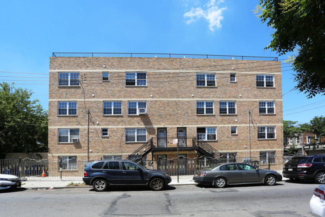 686-690 Vermont St in Brooklyn, NY - Building Photo - Building Photo