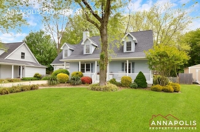 property at 714 Old Love Point Rd