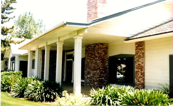 The Willows Mobile Home Park in Fresno, CA - Foto de edificio - Building Photo
