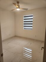 212 SE 23rd Ter in Homestead, FL - Building Photo