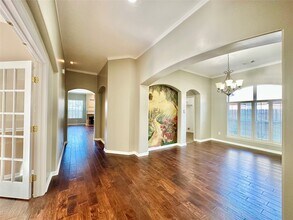 8135 Azure Brook Dr in Houston, TX - Building Photo - Building Photo