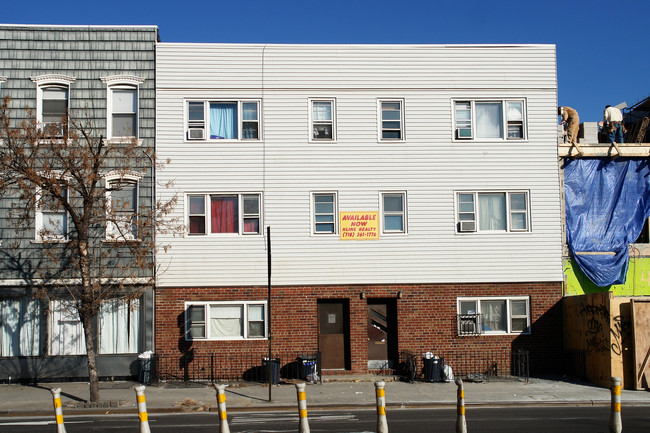 433 Metropolitian Ave in Brooklyn, NY - Building Photo - Building Photo