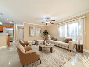 6022 Westgate Dr in Orlando, FL - Building Photo - Building Photo