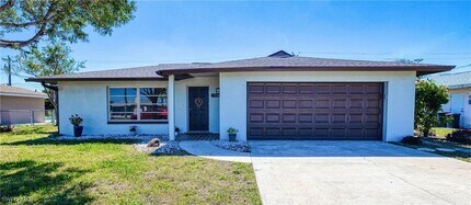 1308 SE 25th Ln, Unit AUCPGM in Cape Coral, FL - Building Photo - Building Photo