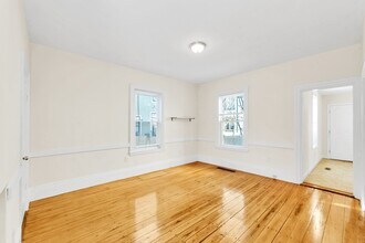 53 Brookside Ave, Unit 1 in Boston, MA - Building Photo - Building Photo
