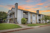 Taylor Commons in Fort Worth, TX - Foto de edificio - Building Photo