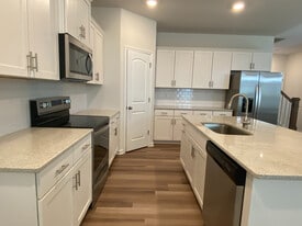 Room in Townhome on Planters Trace Ln in Indian Trail, NC - Building Photo