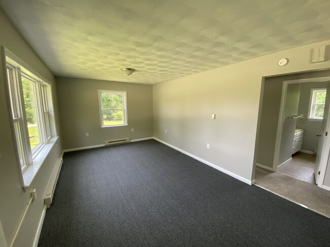 120 E Siddonsburg Rd in Dillsburg, PA - Building Photo - Building Photo