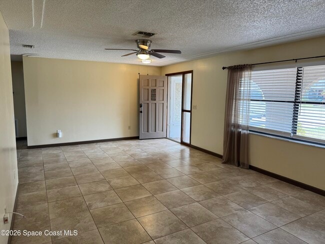 472 Newfound Harbor Dr in Merritt Island, FL - Building Photo - Building Photo