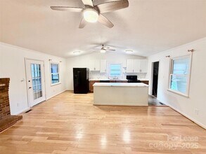 115 Setter Ct in Statesville, NC - Building Photo - Building Photo