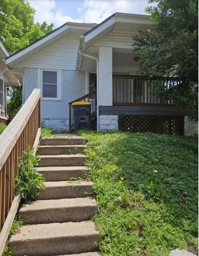 property at 4425 Holly St