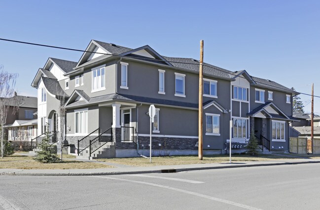 3419 5th Ave NW in Calgary, AB - Building Photo - Primary Photo